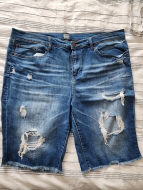 Soho Distressed Denim Bermuda Shorts - Medium Blue. Size 16.